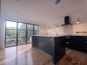 Photo 7- click for photo gallery